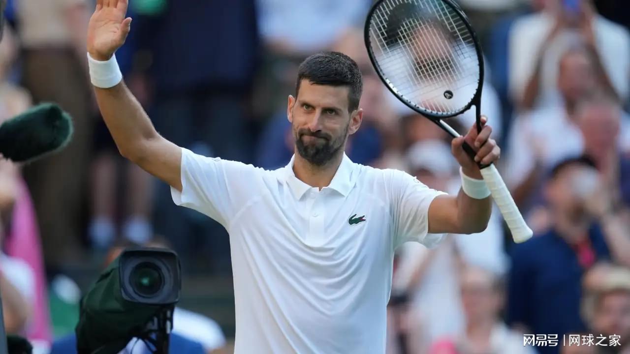 ue, 尔本, 随着他现身 ue, 尔本, 随着他现身