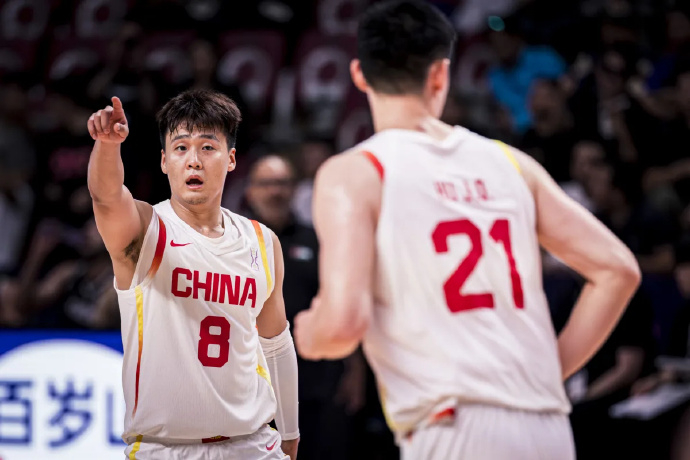 进入到第四, 武器 进入到第四, 武器