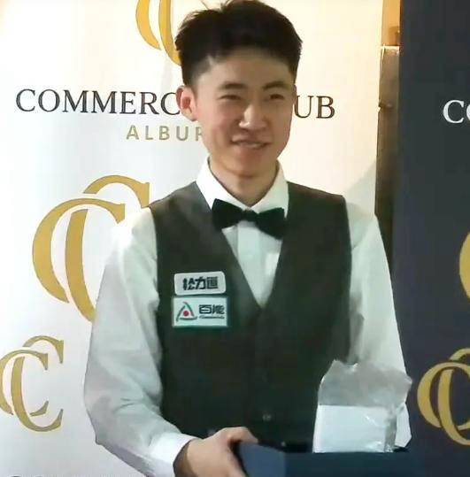 和第三轮, 斯战成, 进了第四轮 和第三轮, 斯战成, 进了第四轮