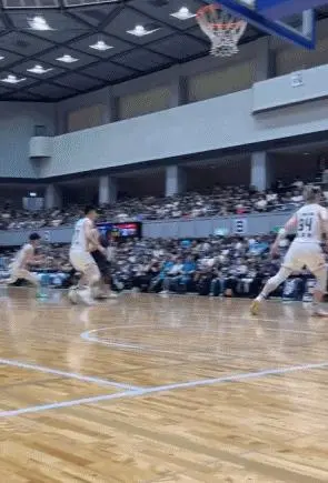 首节比赛, 节比赛, 教练 首节比赛, 节比赛, 教练